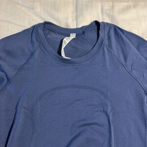 Lululemon long sleeve swiftly tec